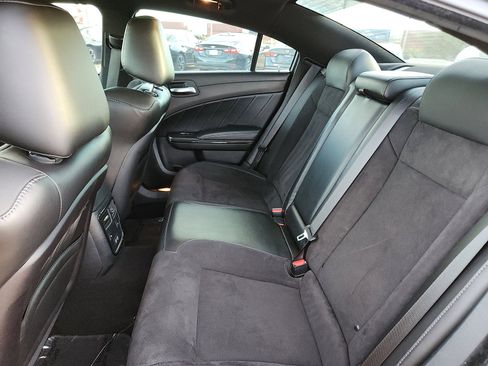 Used 2022 Dodge Charger R/T w/ Plus Group image 9