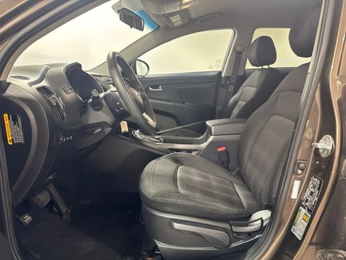 Used 2013 Kia Sportage LX AWD/4WD image 18