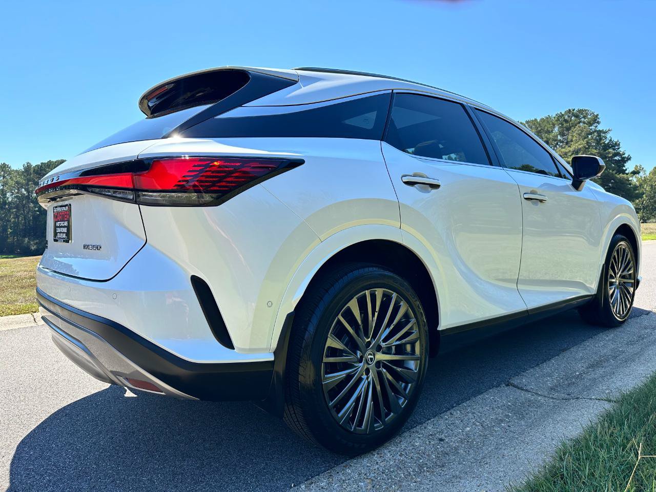 Used 2023 Lexus RX 350 FWD w/ Cold Area Package image 5