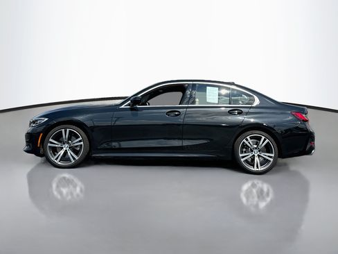 Used 2021 BMW 330i xDrive Sedan AWD/4WD image 4