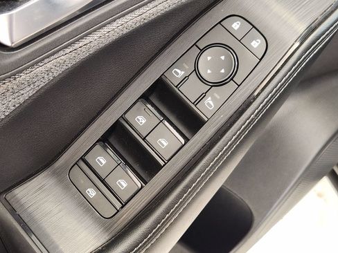 Used 2023 Nissan Rogue SV FWD image 22