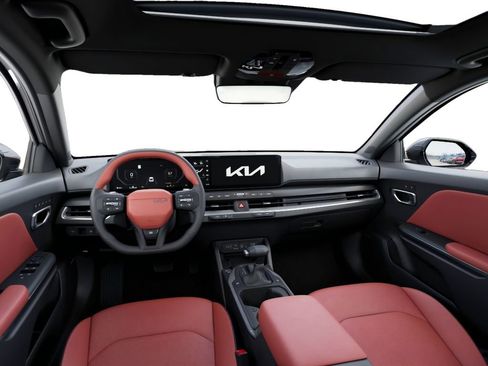 New 2026 Kia K4 GT-Line FWD image 3