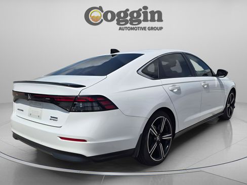 Certified 2024 Honda Accord Sport image 6
