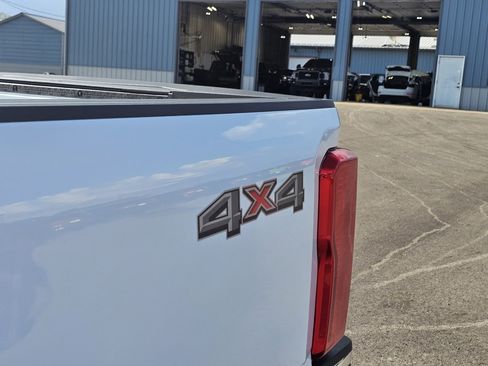 New 2025 Ford F350 XLT image 15