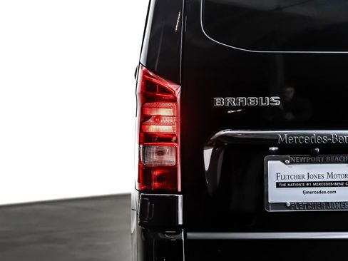 Used 2023 Mercedes-Benz Metris Passenger image 14