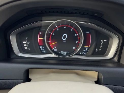 Used 2015 Volvo XC60 T6 image 10