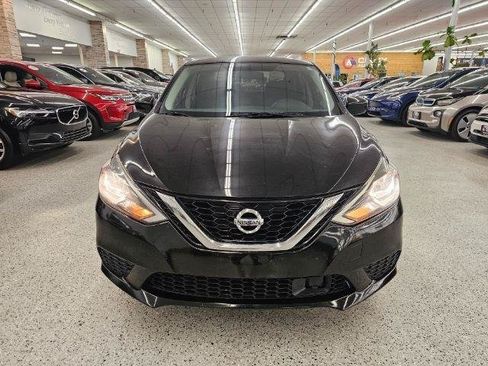 Used 2019 Nissan Sentra SV w/ Special Edition Package FWD image 2