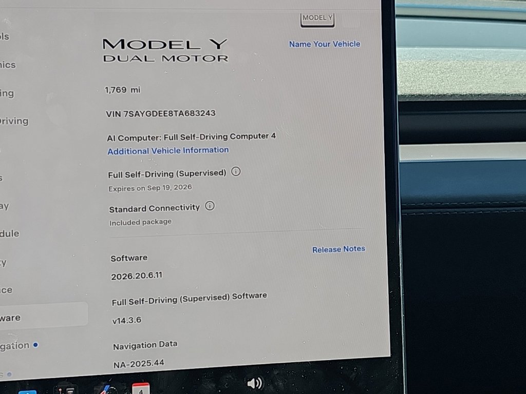 Used 2026 Tesla Model Y Long Range AWD/4WD image 17