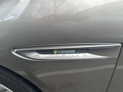 Used 2017 Jaguar XF R-Sport AWD/4WD image 3