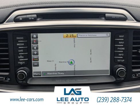 Used 2017 Kia Sorento SX image 16