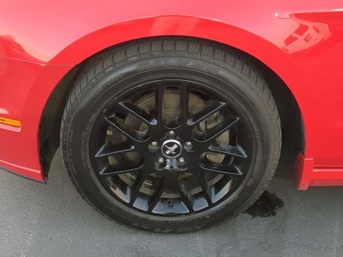 Used 2014 Ford Mustang Coupe w/ Equipment Group 102A image 13