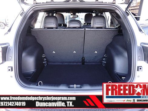 New 2026 Jeep Compass Latitude image 45