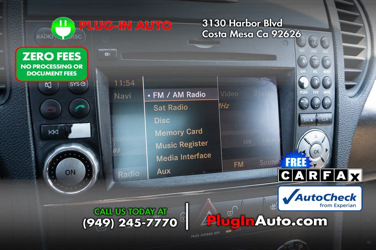 Used 2011 Mercedes-Benz SLK 300 image 26