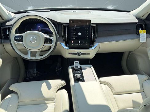 New 2026 Volvo XC90 B6 Ultra w/ Protection Package image 16