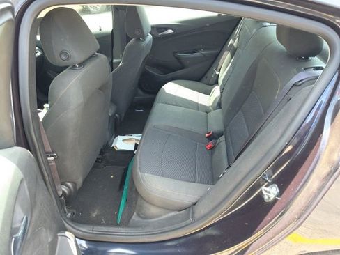 Used 2016 Chevrolet Cruze LS FWD image 9