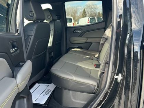 New 2026 Chevrolet Colorado ZR2 AWD/4WD image 32