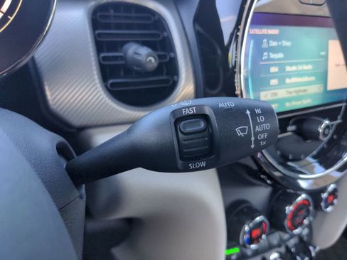 Certified 2023 MINI Cooper S w/ Signature Upholstery Package image 23