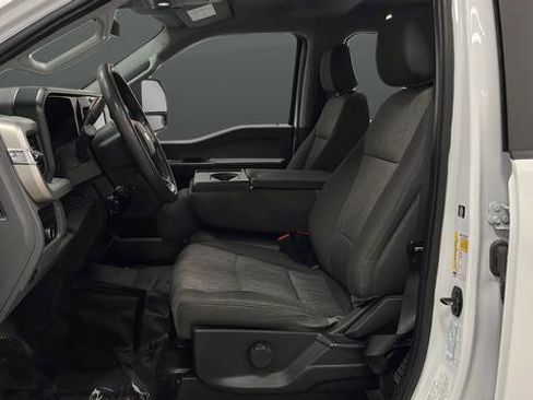 Used 2023 Ford F250 XL image 9