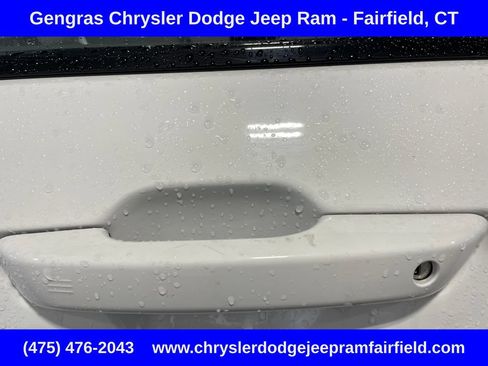 Certified 2023 Jeep Grand Cherokee Laredo w/ Luxury Tech Group I AWD/4WD image 18