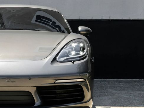 Used 2019 Porsche 718 Cayman S RWD image 48