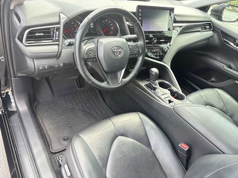 Used 2021 Toyota Camry XSE FWD image 10