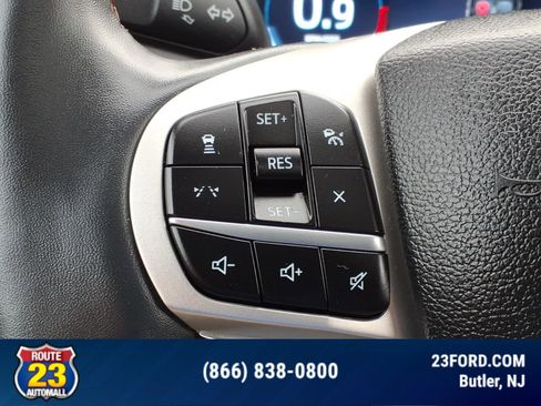 Certified 2025 Ford Explorer Active w/ Active Comfort Package AWD/4WD image 13