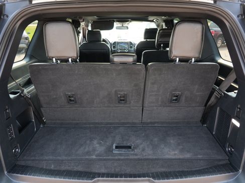 Used 2020 Ford Expedition Limited AWD/4WD image 32