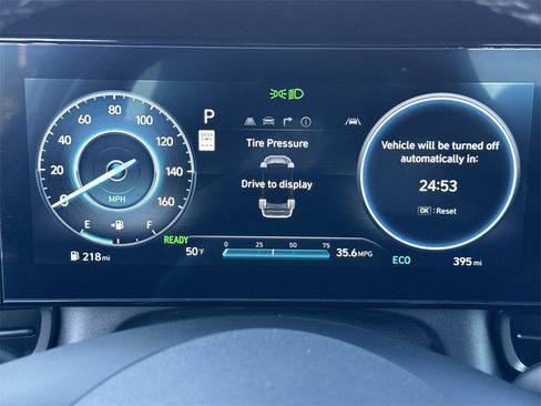 Used 2025 Hyundai Elantra SEL image 26