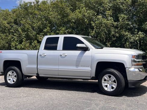 Used 2019 Chevrolet Silverado 1500 LT AWD/4WD image 10