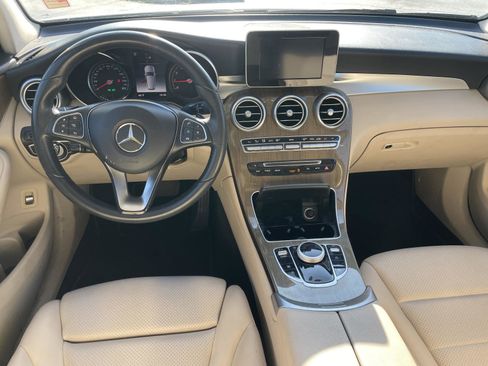 Used 2018 Mercedes-Benz GLC 300 GLC 300 SUV RWD image 7
