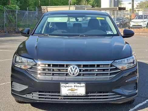 Used 2019 Volkswagen Jetta S w/ Driver Assistance Package FWD image 2
