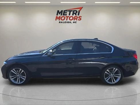 Used 2017 BMW 330i xDrive Sedan image 8