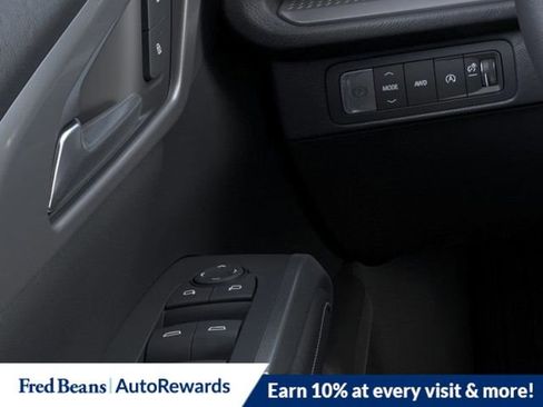 New 2026 Chevrolet Traverse LT w/ Midnight/Sport Edition image 22