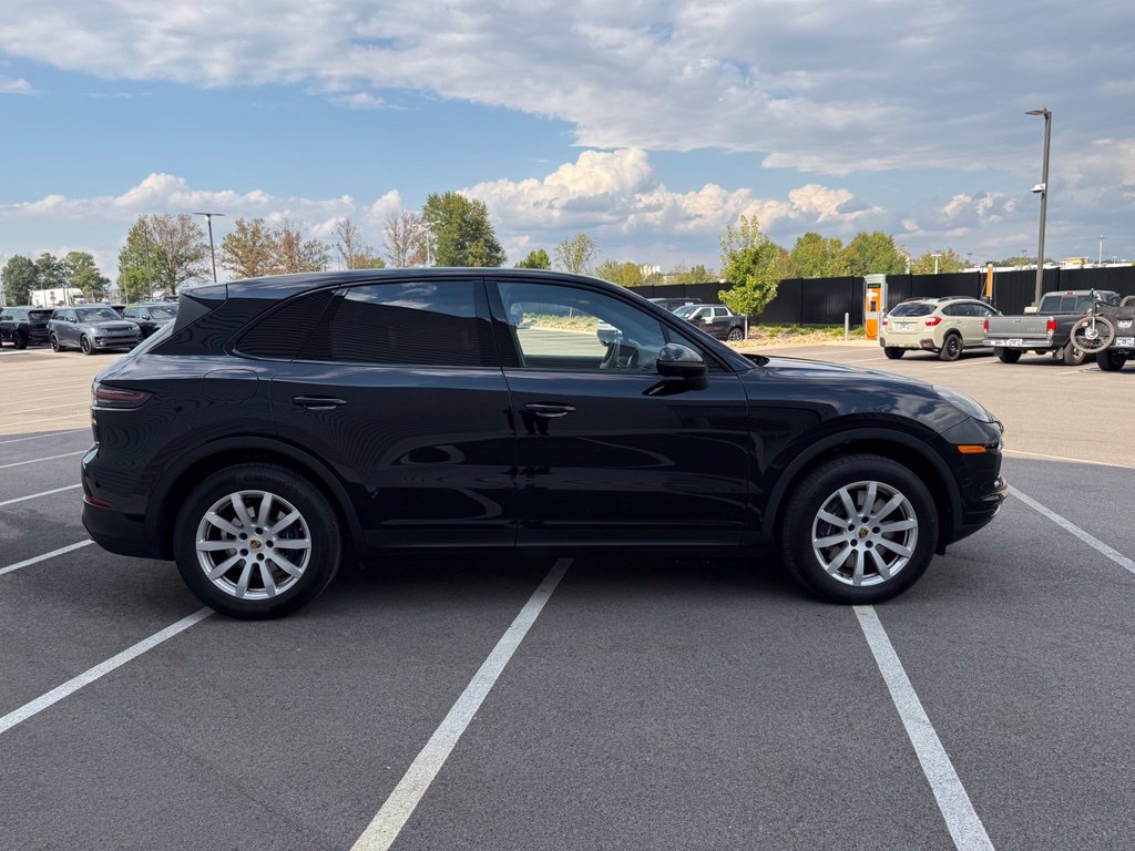 Used 2021 Porsche Cayenne AWD/4WD image 6