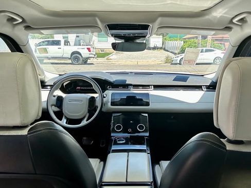 Used 2018 Land Rover Range Rover Velar R-Dynamic HSE AWD/4WD image 7