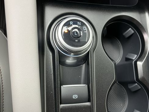 New 2026 Ford Explorer Active AWD/4WD image 27
