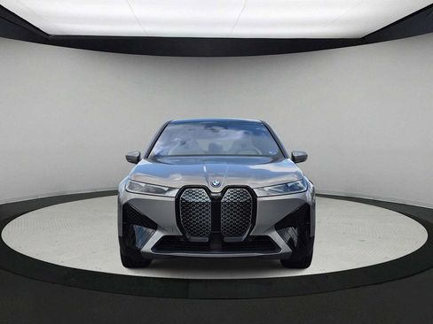Used 2024 BMW iX xDrive50 w/ Sport Package AWD/4WD image 3