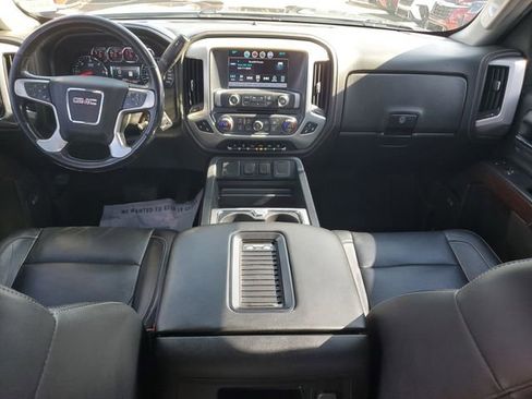Used 2018 GMC Sierra 1500 SLT image 17