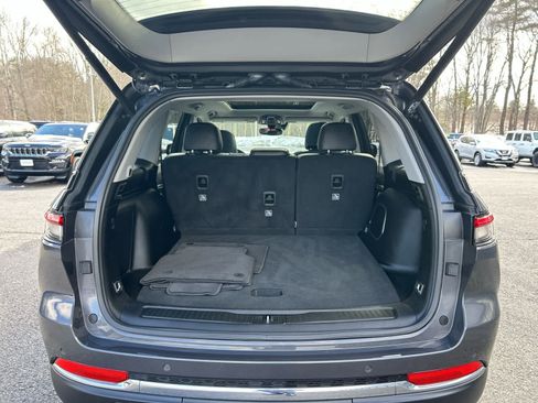 Used 2023 Jeep Grand Cherokee 4WD 4xe image 44