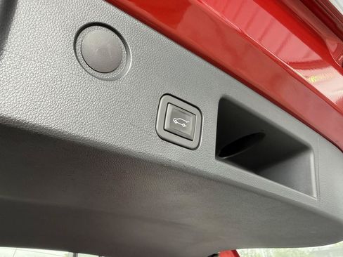 Used 2025 Chevrolet Equinox RS w/ Safety and Technology Package FWD image 49
