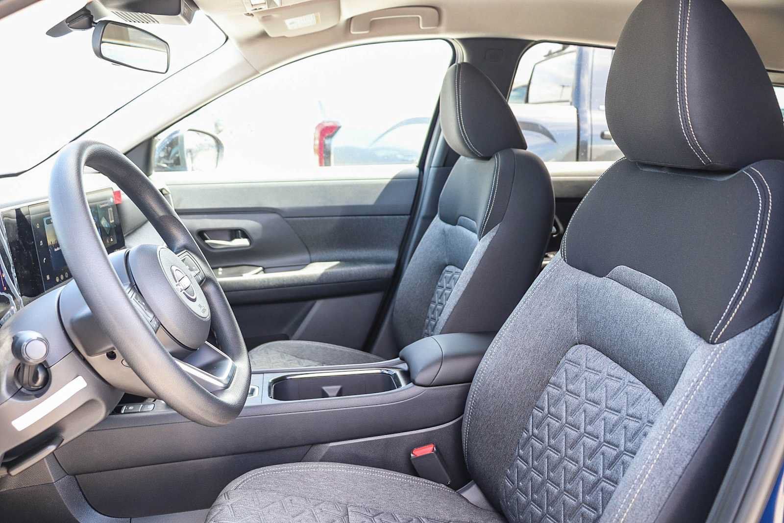 New 2027 Nissan Kicks SV FWD image 18