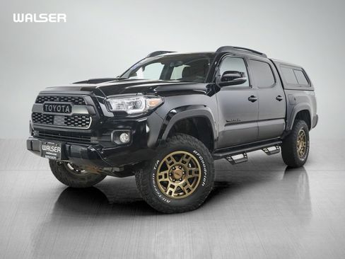 Used 2022 Toyota Tacoma TRD Sport AWD/4WD image 1