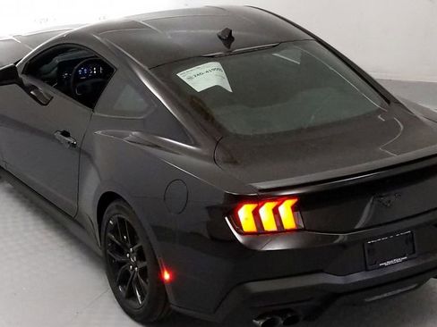New 2025 Ford Mustang Premium image 17