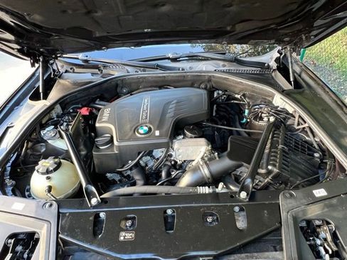 Used 2016 BMW 528i xDrive Sedan image 16