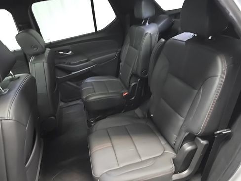 Used 2023 Chevrolet Traverse RS AWD/4WD image 32