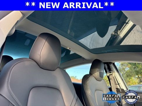 Used 2019 Tesla Model 3 Standard Range Plus image 10