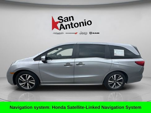Used 2021 Honda Odyssey Touring image 5