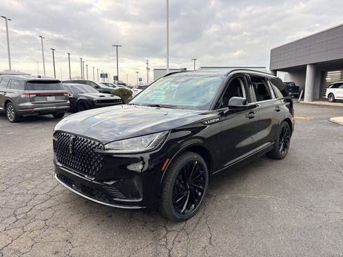 New 2026 Lincoln Aviator Reserve image 3