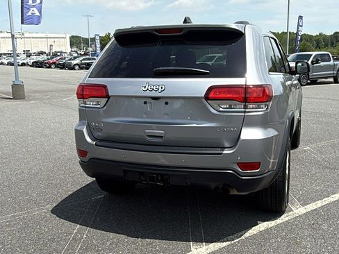 Used 2021 Jeep Grand Cherokee Laredo X AWD/4WD image 7