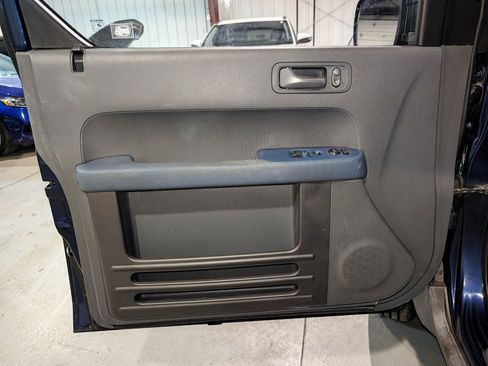 Used 2003 Honda Element EX image 11
